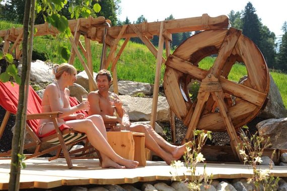 Liegen an der Mühle