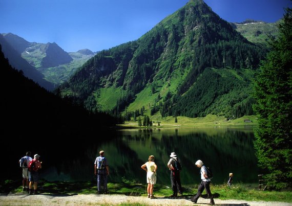 Schwarzensee Kleinsölk mit den Schladminger Tauern