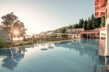 25 m Pool