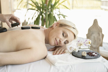 Hotstone-Massage